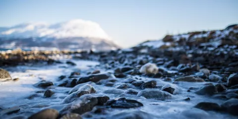 Utsikt över Lyngenalperna i Norge